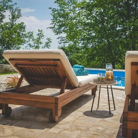 Lumaca Villa *